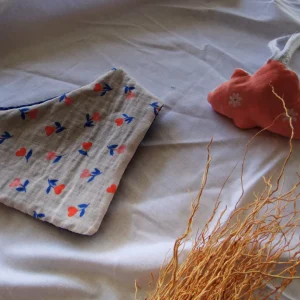 Bavoir "Bouquets d'amour" - Fait main