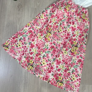 Jupe Fleurie Fuchsia