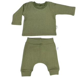 Tee-shirt manche longue + pantalon vert olive