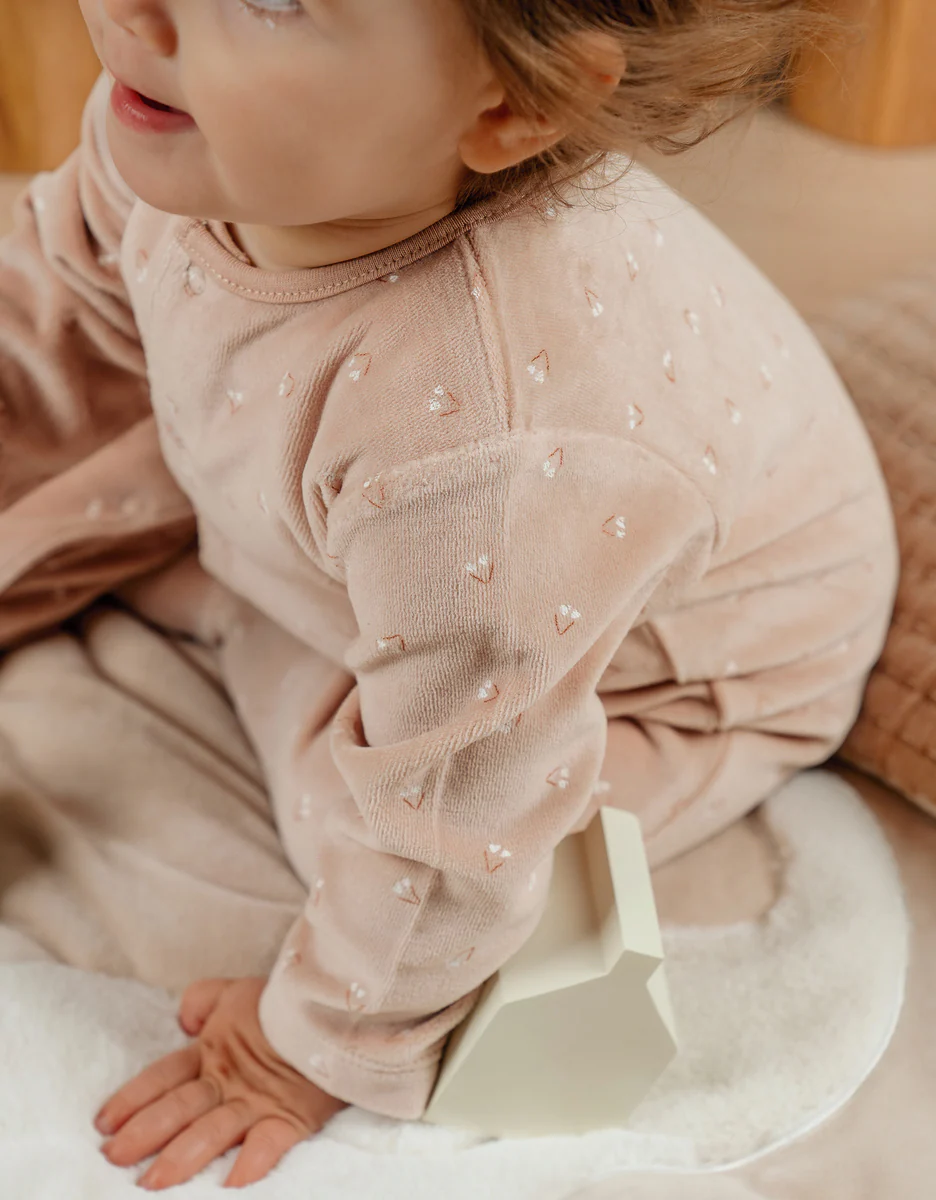 Pyjama bébé en velours rose – Image 3