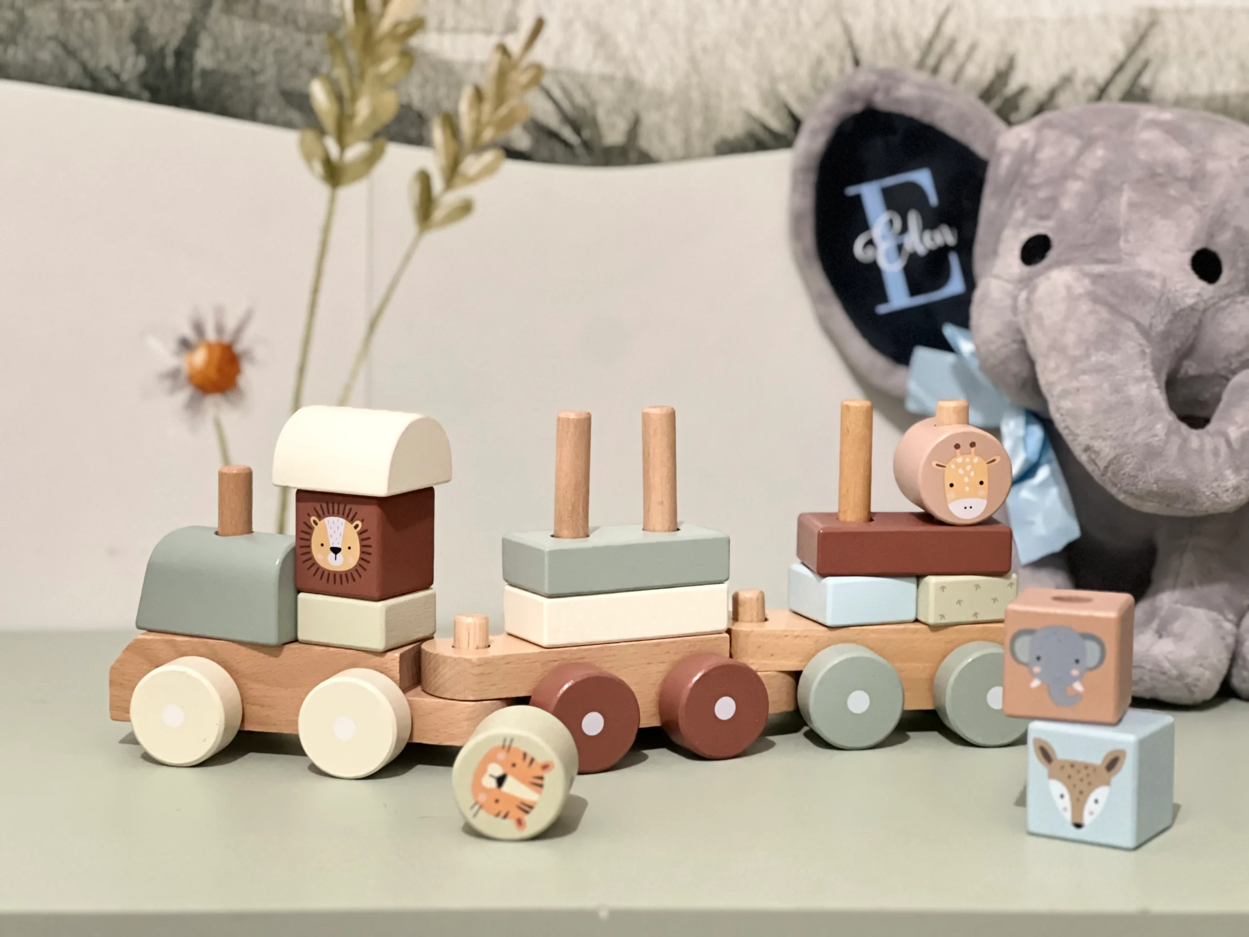 Petit train en bois personnalisable