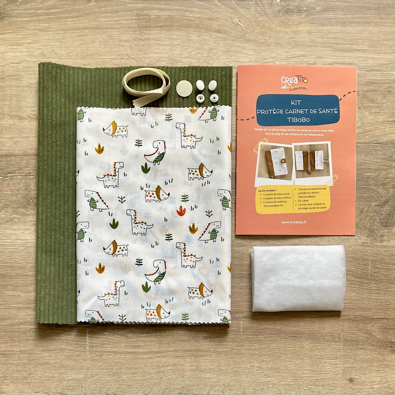 KIT Protège carnet de santé Tibobo Dino (2 coloris) – Image 3
