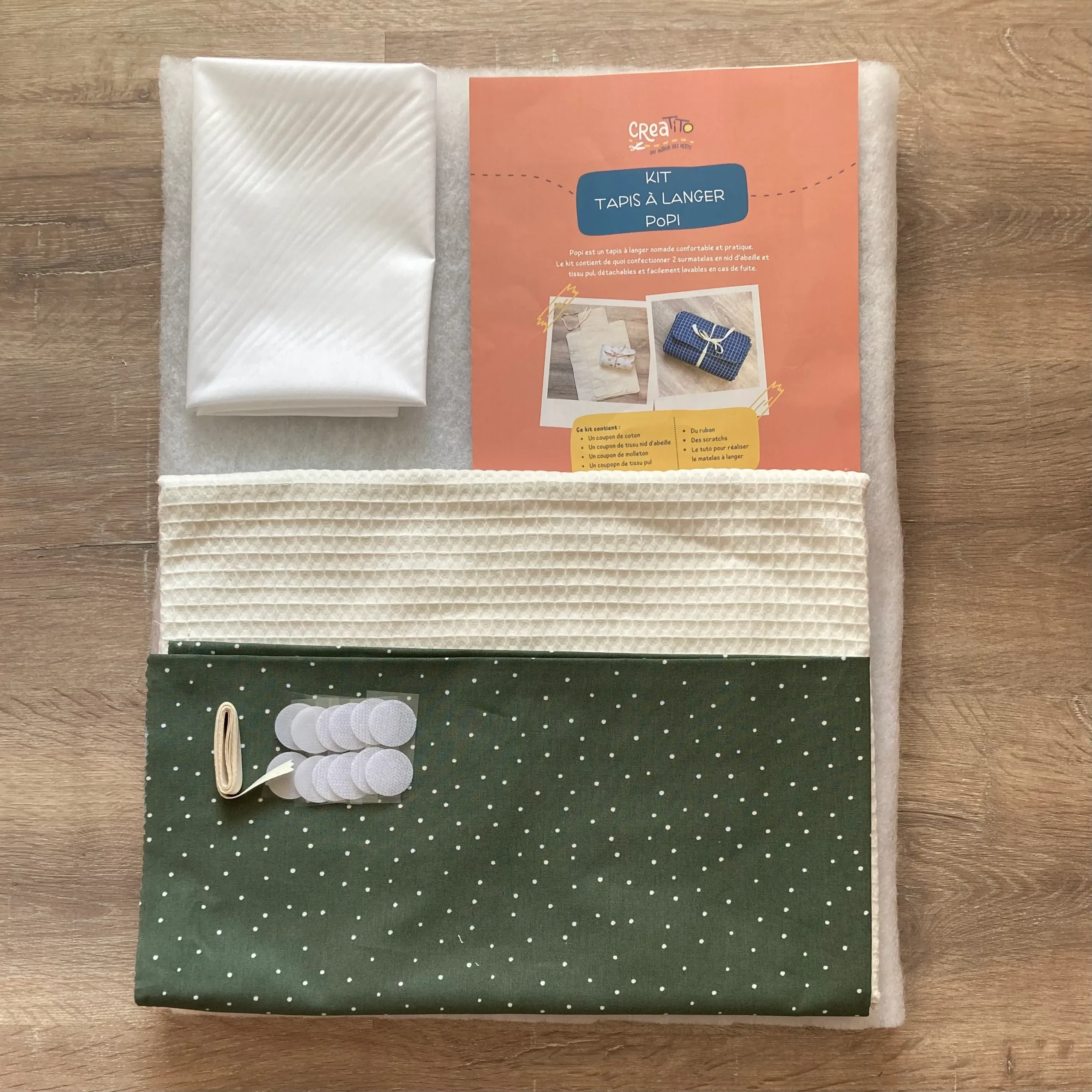 KIT Tapis à langer nomade Popi Pois blanc/vert