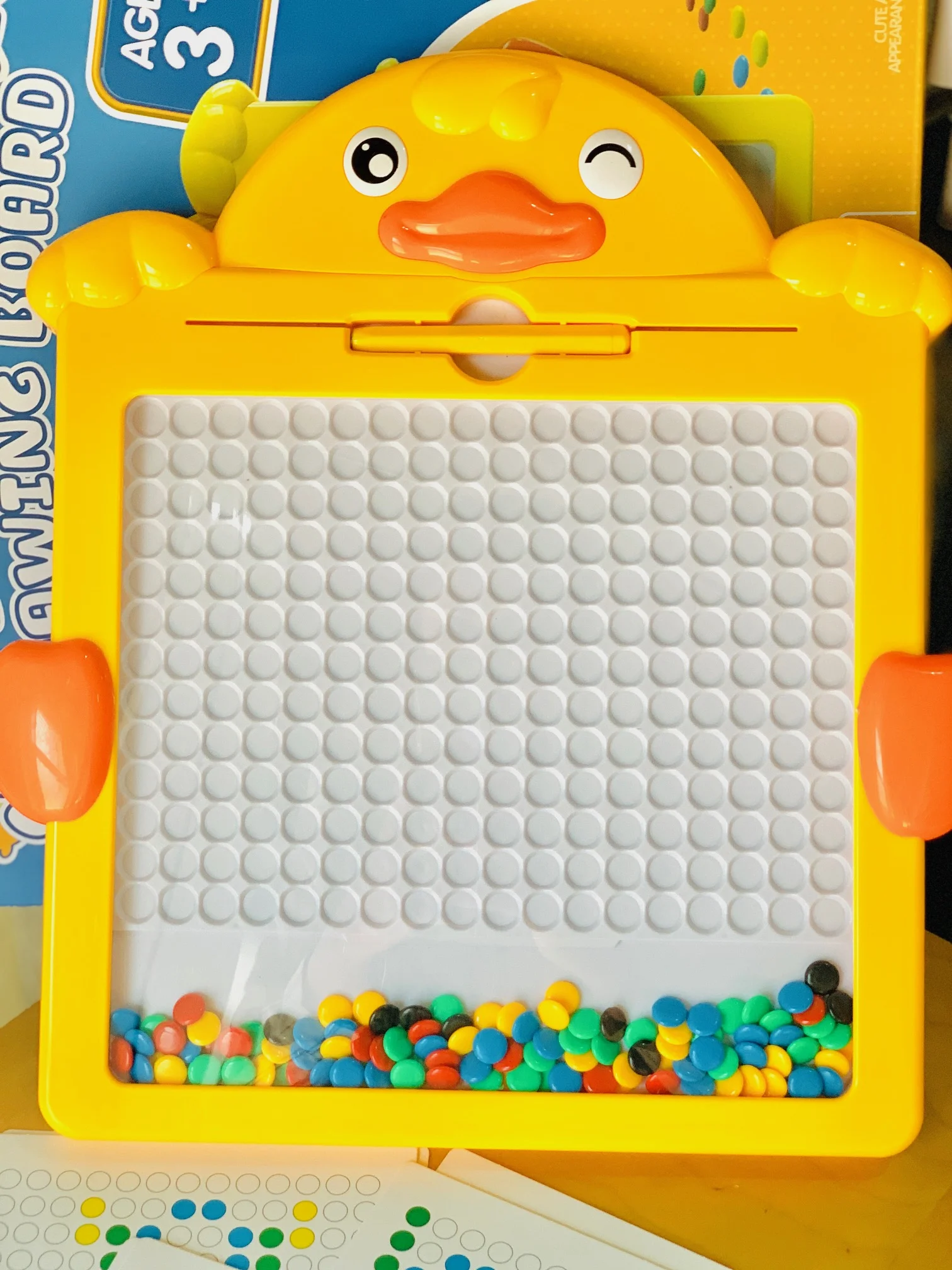 Planche de dessin magnétique forme canard – Image 3